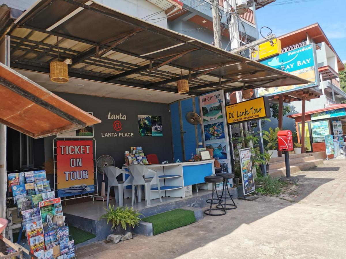 De​ Lanta place Ko Lanta Buitenkant foto