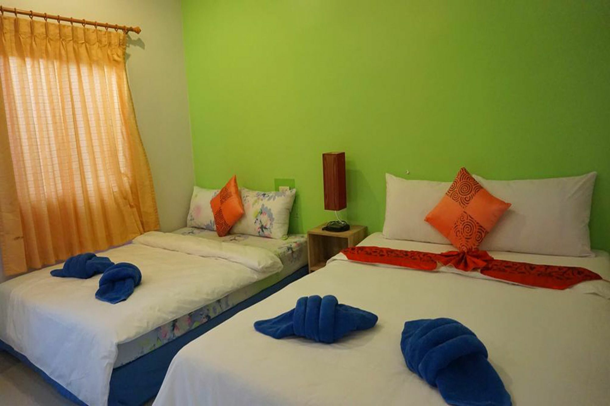 De​ Lanta place Ko Lanta Buitenkant foto